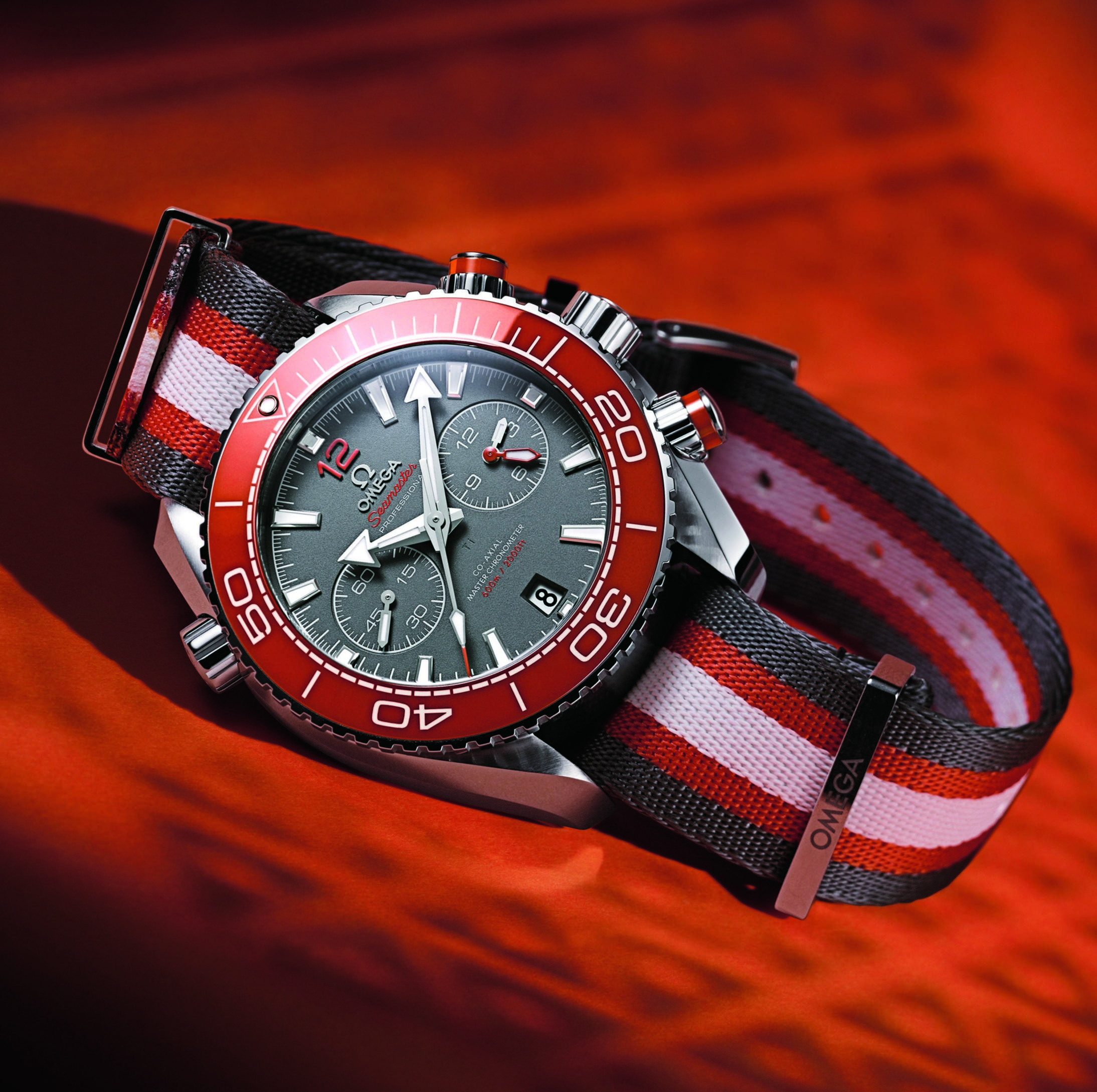 アポロの月面着陸50周年 記念モデルほか、意欲作続々登場!! # OMEGA