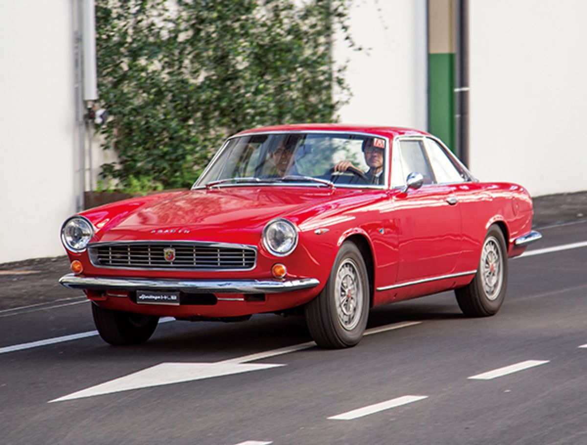 サソリの毒は永遠に不滅 アバルト70周年記念 3 ヘリテッジ ハブでアバルトの過去に触れる Engine エンジン クルマ 時計 ファッション 男のライフスタイルメディア