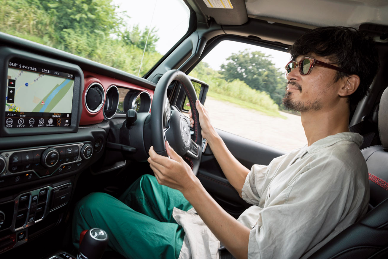 ペトロールズ長岡亮介さん、ジープでオフロードに挑戦！ 腕前はいかに