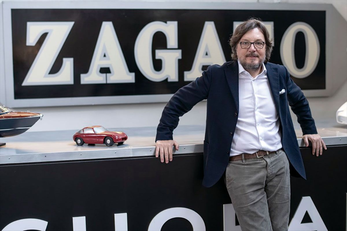イタリアカロツェリアZagato 90周年 ハードカバー写真集 イタリア車 綺麗 29歳、フェラーリを買う──Vol.84 ローマに乗る | GQ JAPAN