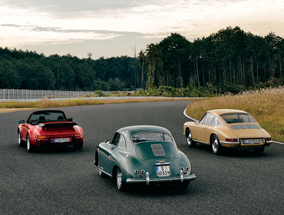 356と911ナローと930ターボ、本国ポルシェ・ミュージアムからやってき
