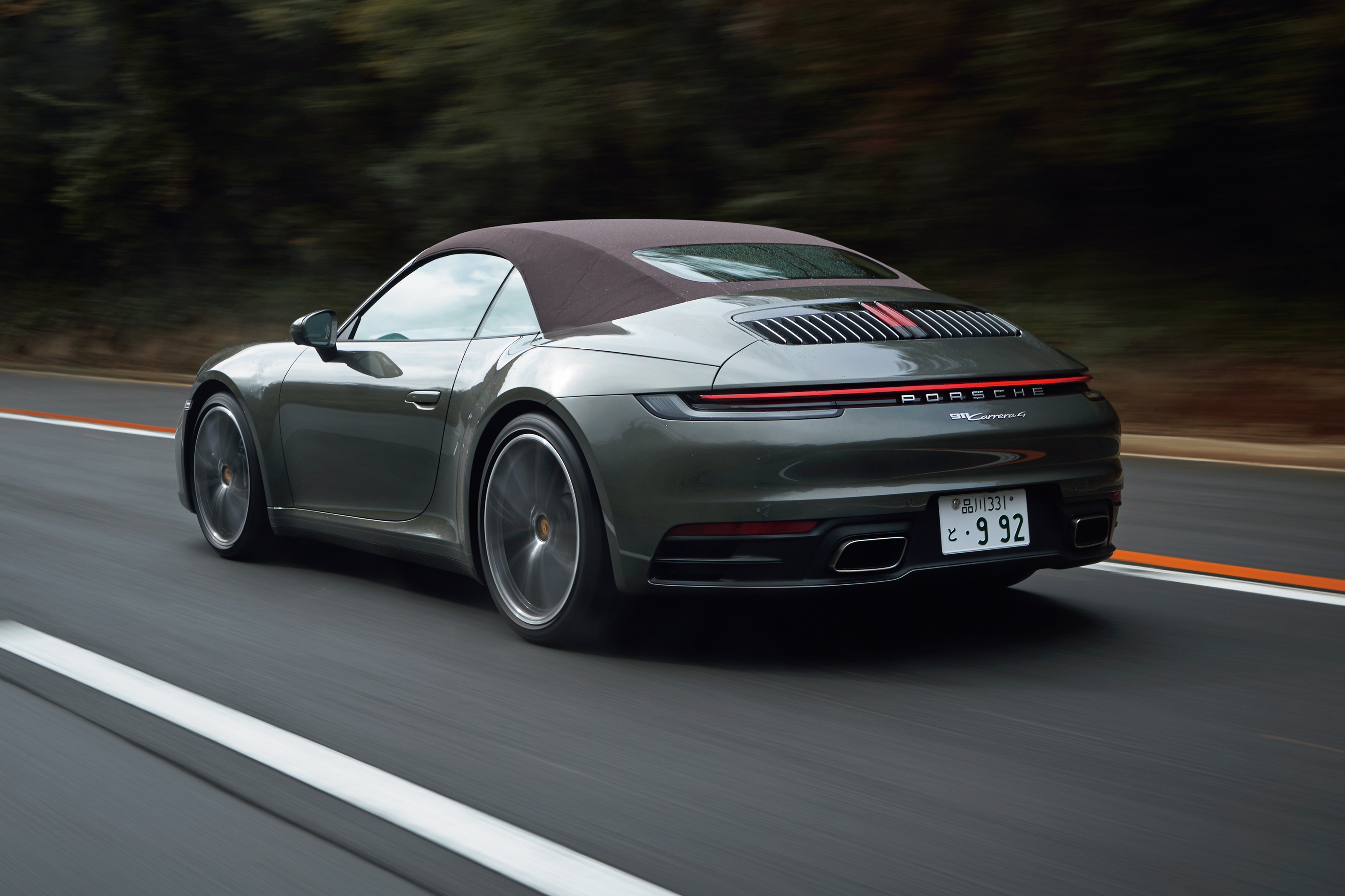 新型ポルシェ911ターボがついに上陸！ ターボSカブリオレを中心
