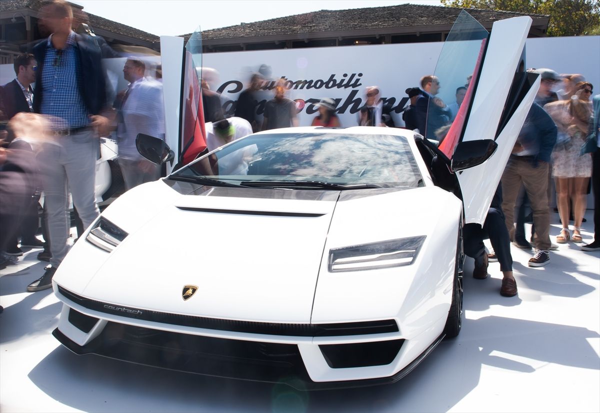 誕生50周年を迎えたランボルギーニ カウンタックが21世紀に復活 112台限定で市販される Engine エンジン クルマ 時計 ファッション 男のライフスタイルメディア 誕生50周年を迎えたランボルギーニ カウンタックが21世紀に復活 112台限定で市販される Engine エンジン クルマ 時計 ファッション 男のライフスタイルメディア
