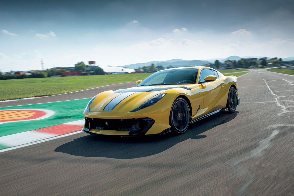 830馬力の魔性のV12エンジン！ フェラーリ812 コンペティツィオーネに