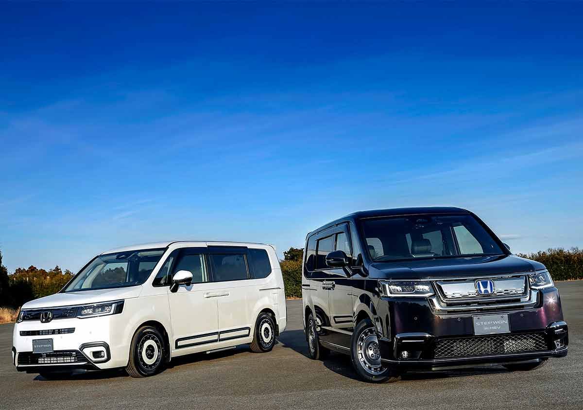 STEPWGN ステップワゴン 純正 テールゲートカーテン ブラック（中古車  