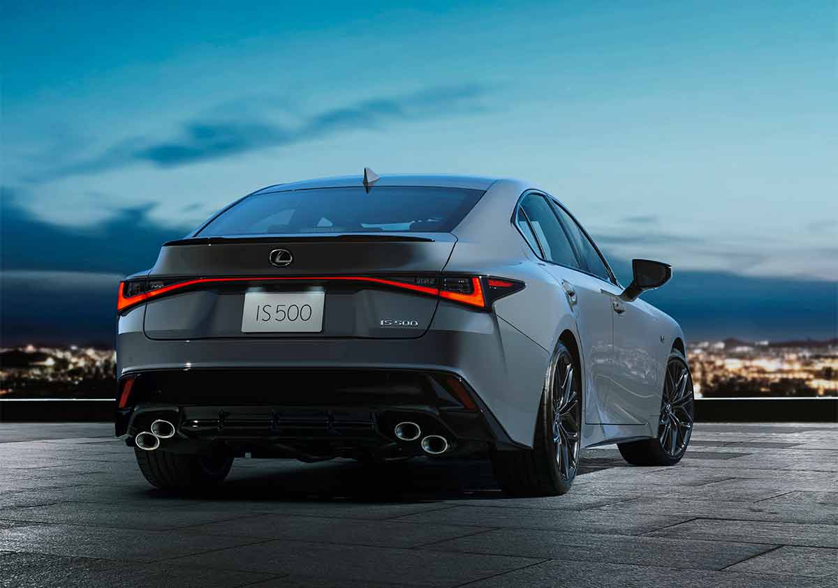新品】レクサス IS-F リア メンバーカラー レクサスISが進化した