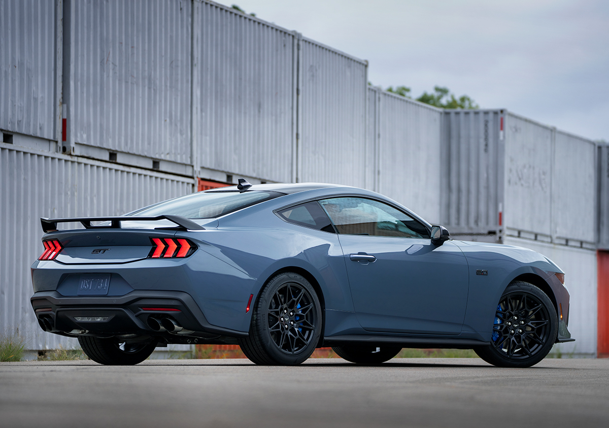 7代目フォード・マスタング登場 スープラ、フェアレディZを迎え撃つ