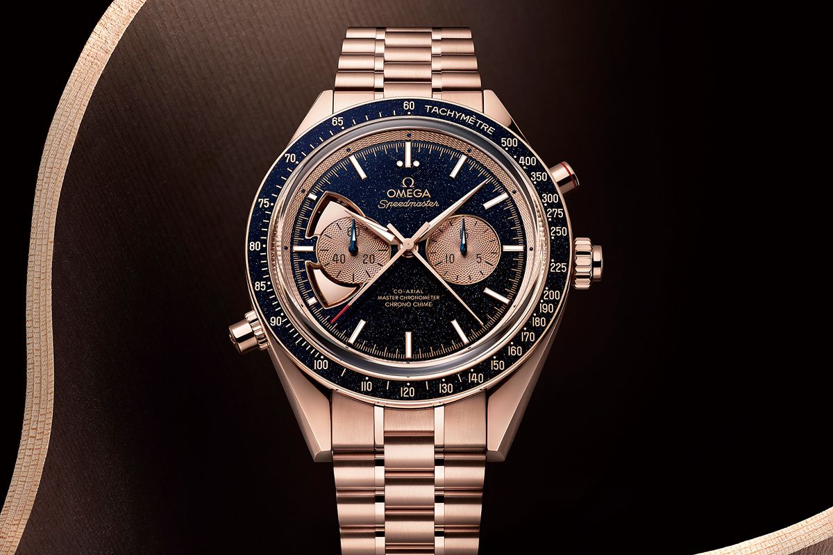 コロレフ、火星の驚異的な永遠の氷のクレーター