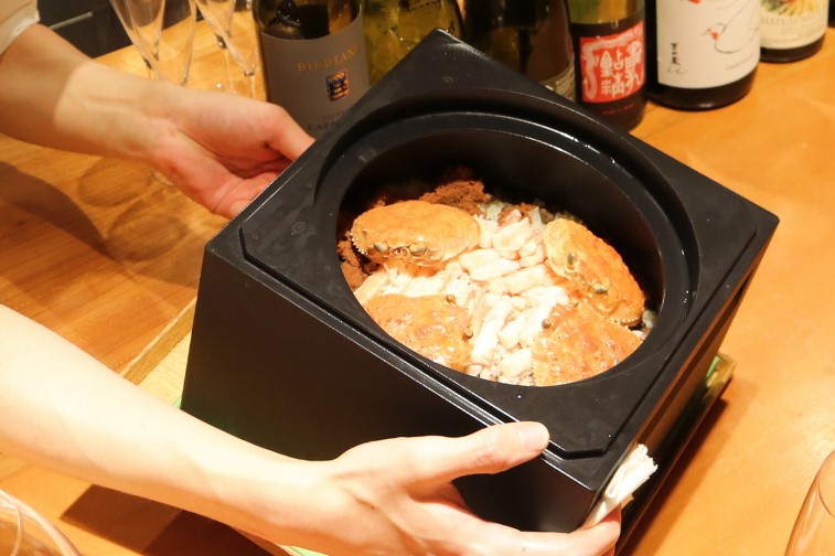 お値段なんと41万8000円！ 純度99.9パーセントのカーボン