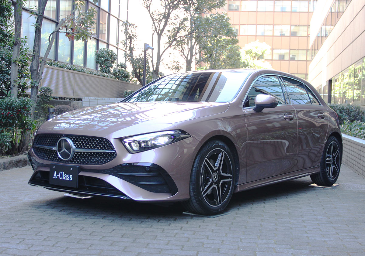 マイスト　メルセデスベンツ　A  class Maisto製 Mercedes-Benz メルセデスベンツ A-Class 1/18スケール