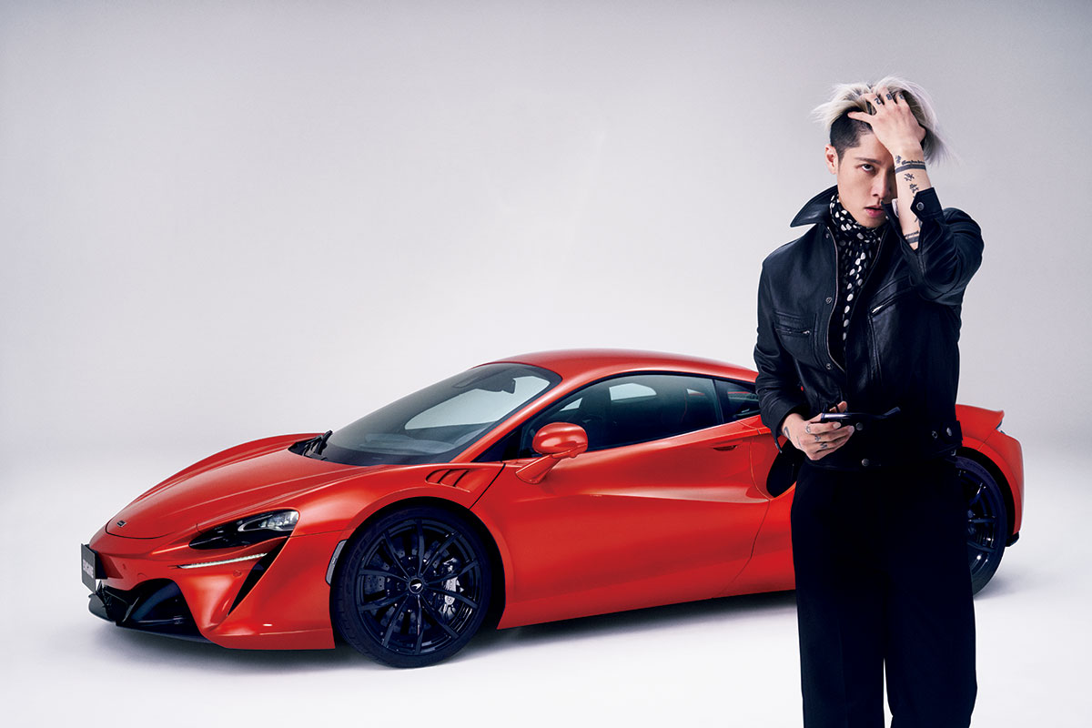 McLaren Artura × SAINT LAURENTfeat. MIYAVI スタイリスト・祐真朋樹