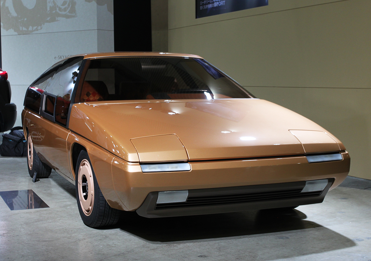 ロータリーからステアリング・ホイールが無いMX-81まで マツダのオート