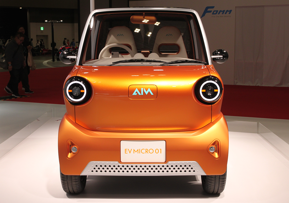 エイムの超小型EVは2025年に沖縄で生産を開始し、車両本体で100万円