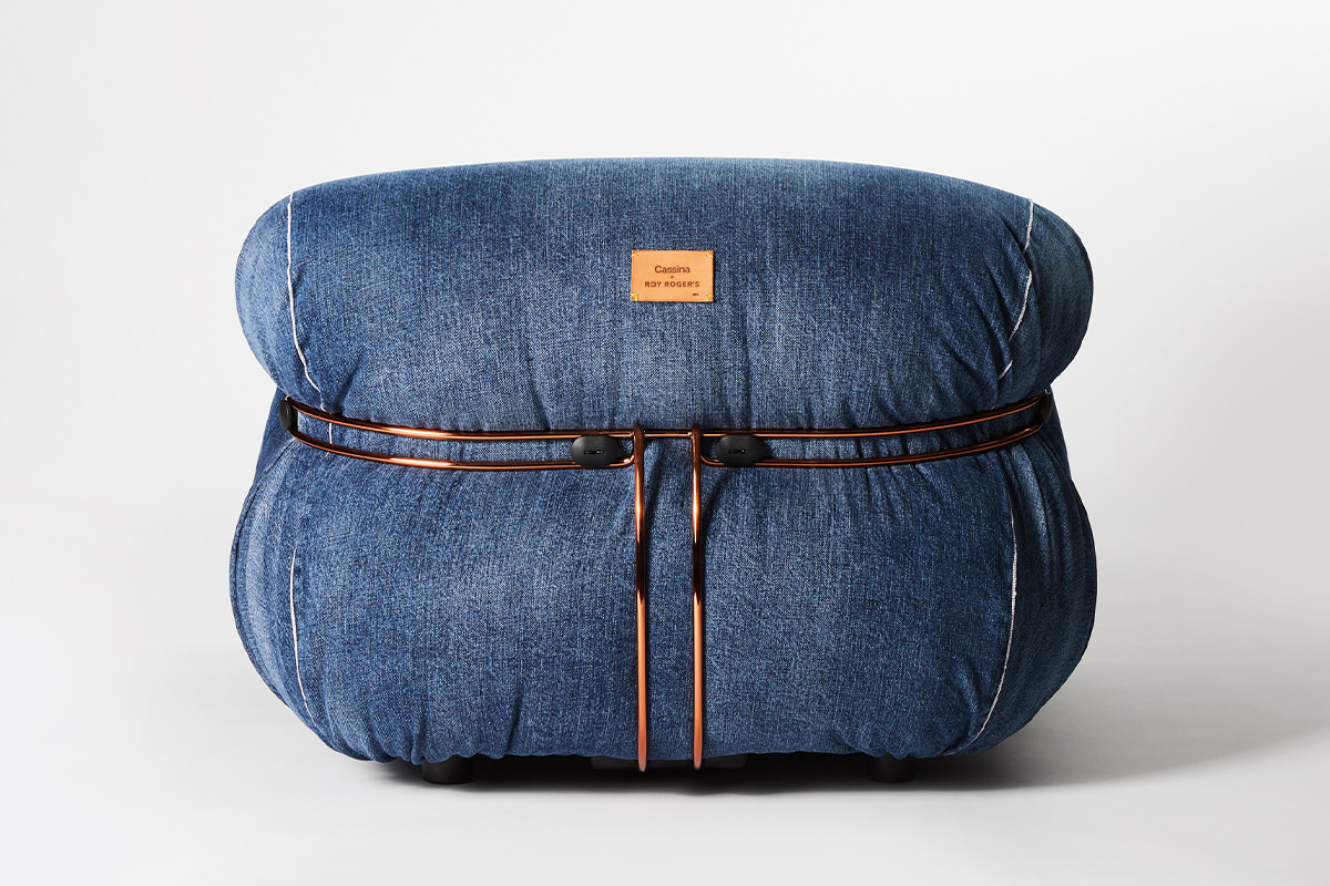 Cassina & Roy Roger's デニムソファ 自分好みに育てるソファ」 カッシーナがセルヴィッジデニムで