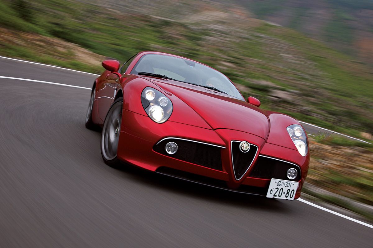 世界限定500台（日本はわずか67台）のアルファ・ロメオ8Cコンペティ 
