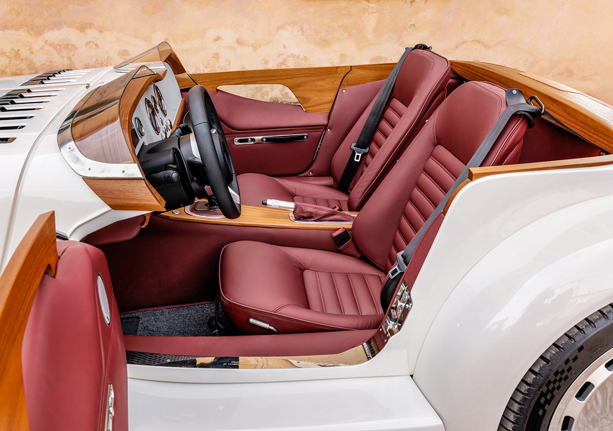 モーガンとピニンファリーナがコラボした50台限定のオープン・スポーツ