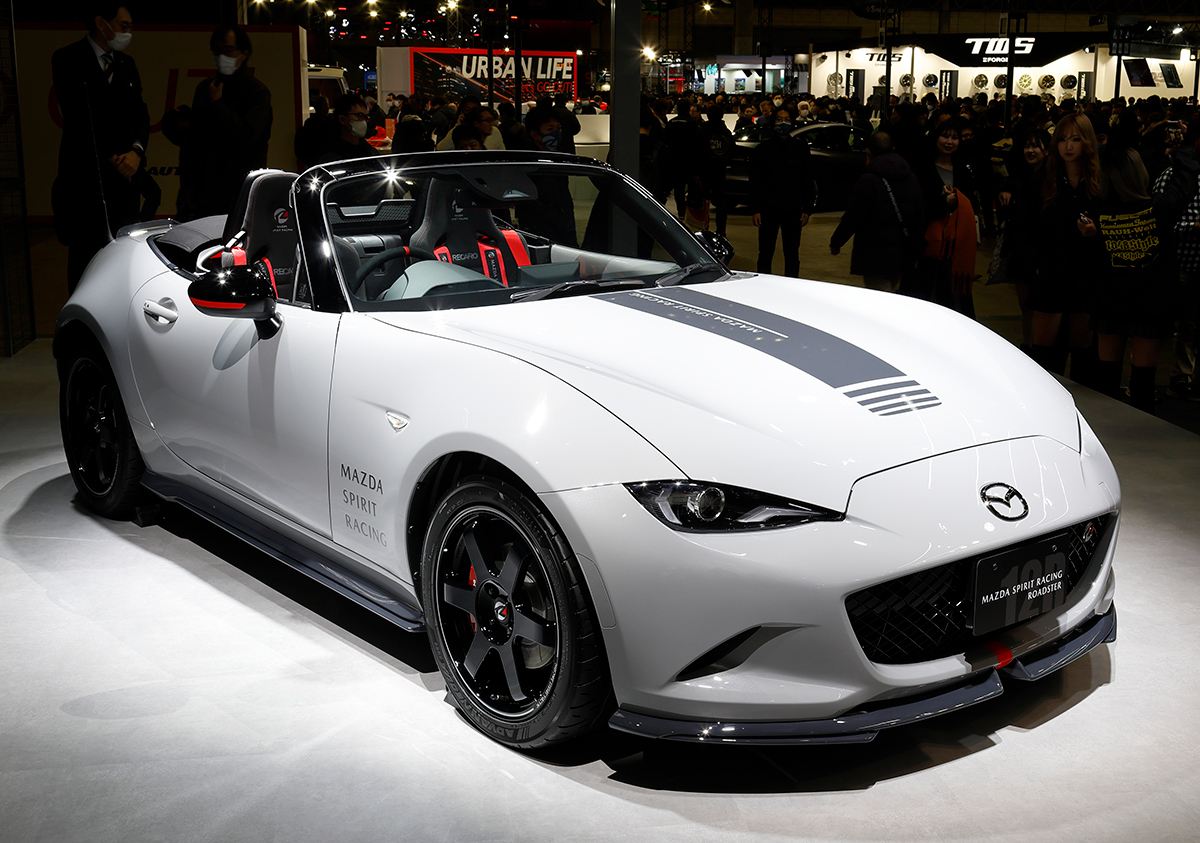 2.0リッターのマツダ・ロードスター登場 700万円を超える究極