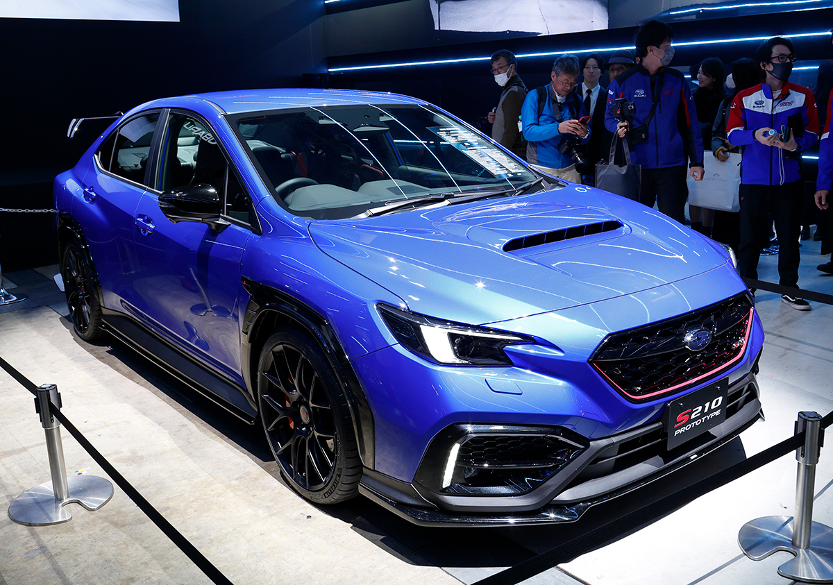 WRX S4　WRX STI フロントカナード 月曜日限定　500円引き‼ WRX S4 WRX STI フロントカナード 月曜日限定500円引き‼ - メルカリ