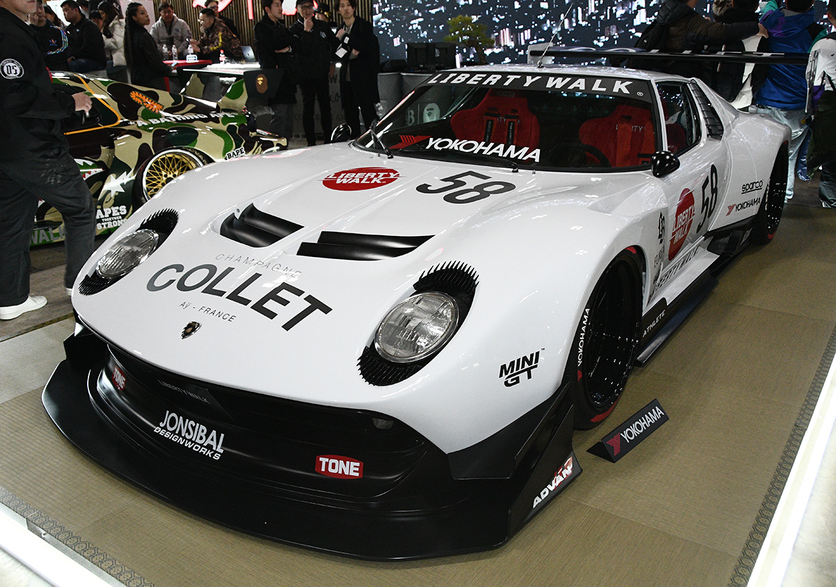 ランボルギーニ・ミウラの街道レーサー!? 世界のリバティウォークが