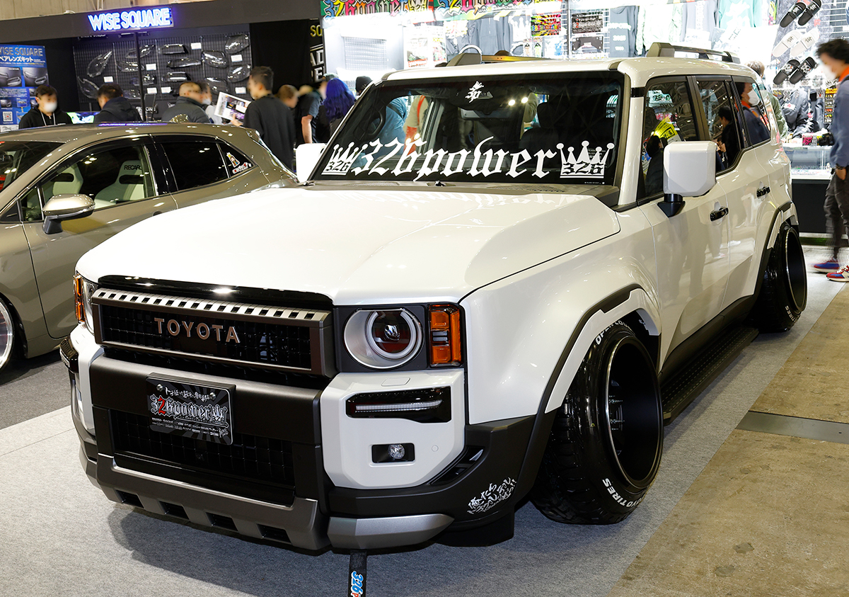 ランドクルーザー祭りで、シャコタンのワゴン風も登場 オート