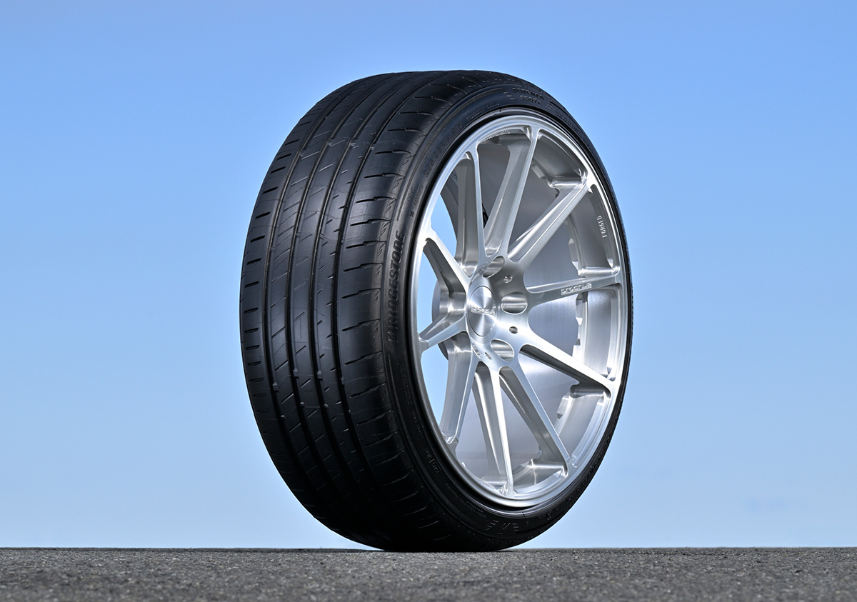 ブリヂストン・ポテンザS007は、プレミアムカー・オーナーのため