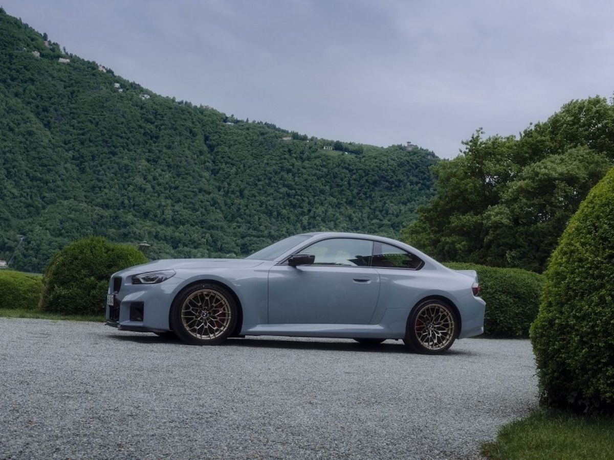 BMW M2のハイ・パフォーマンス仕様である「M2 CS（クラブ・スポーツ）」が公開。