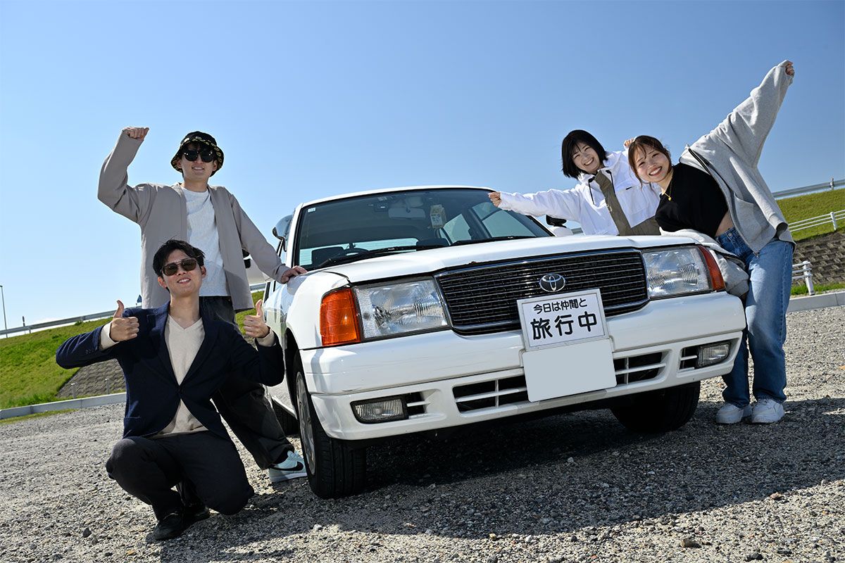 取材日には、アバルトで知り合ったというご友人も駆けつけてくれた。