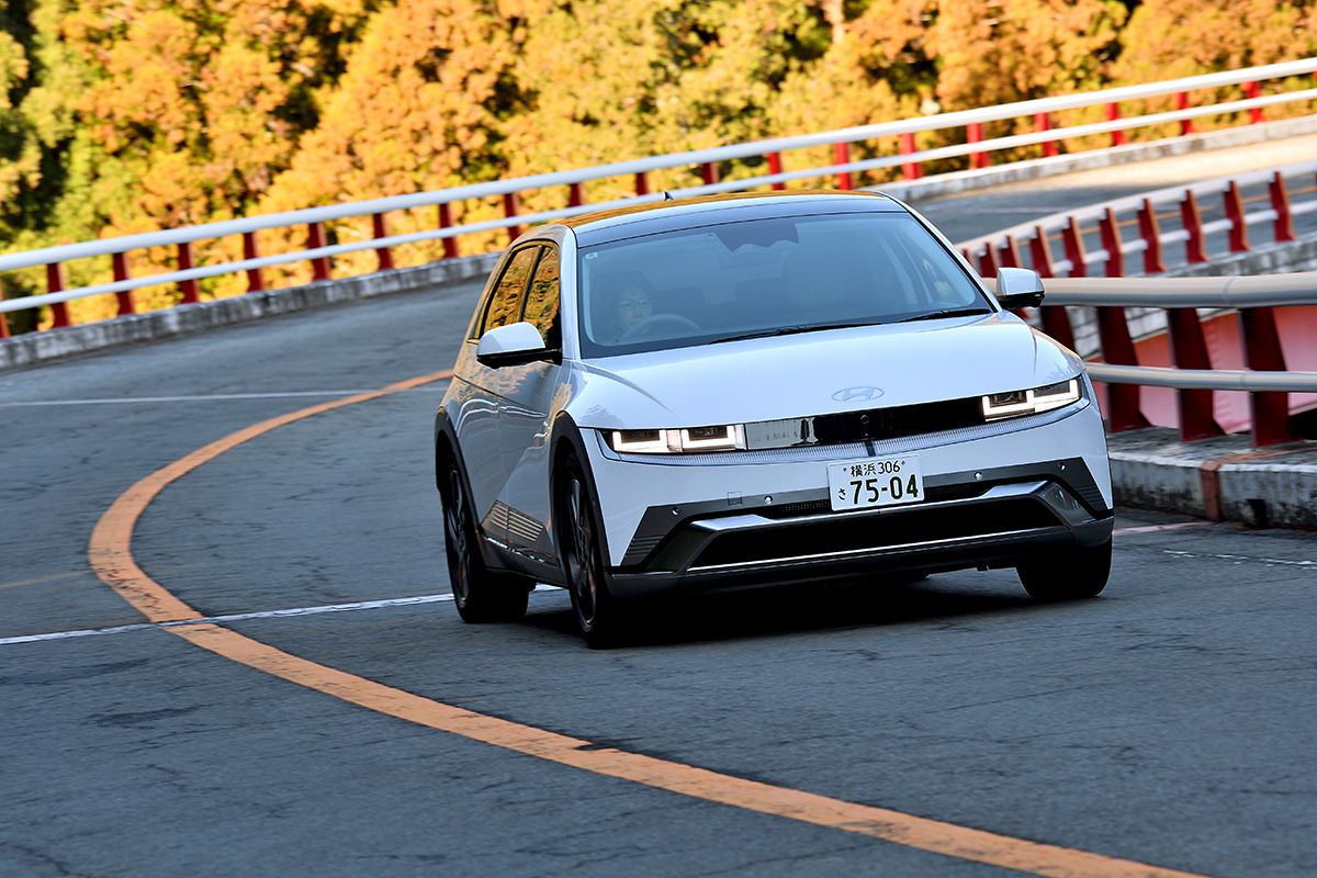試乗車のラウンジAWDはアイオニック5の最上級グレードで、2024年11月に発売された最新改良モデル。