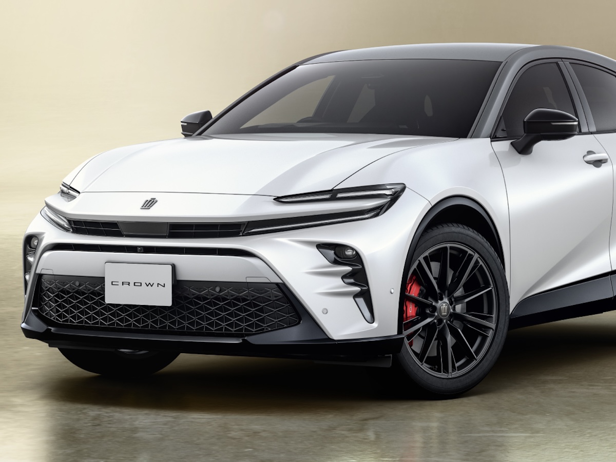 トヨタがクラウン・スポーツに新エントリー・グレード投入 70周年記念