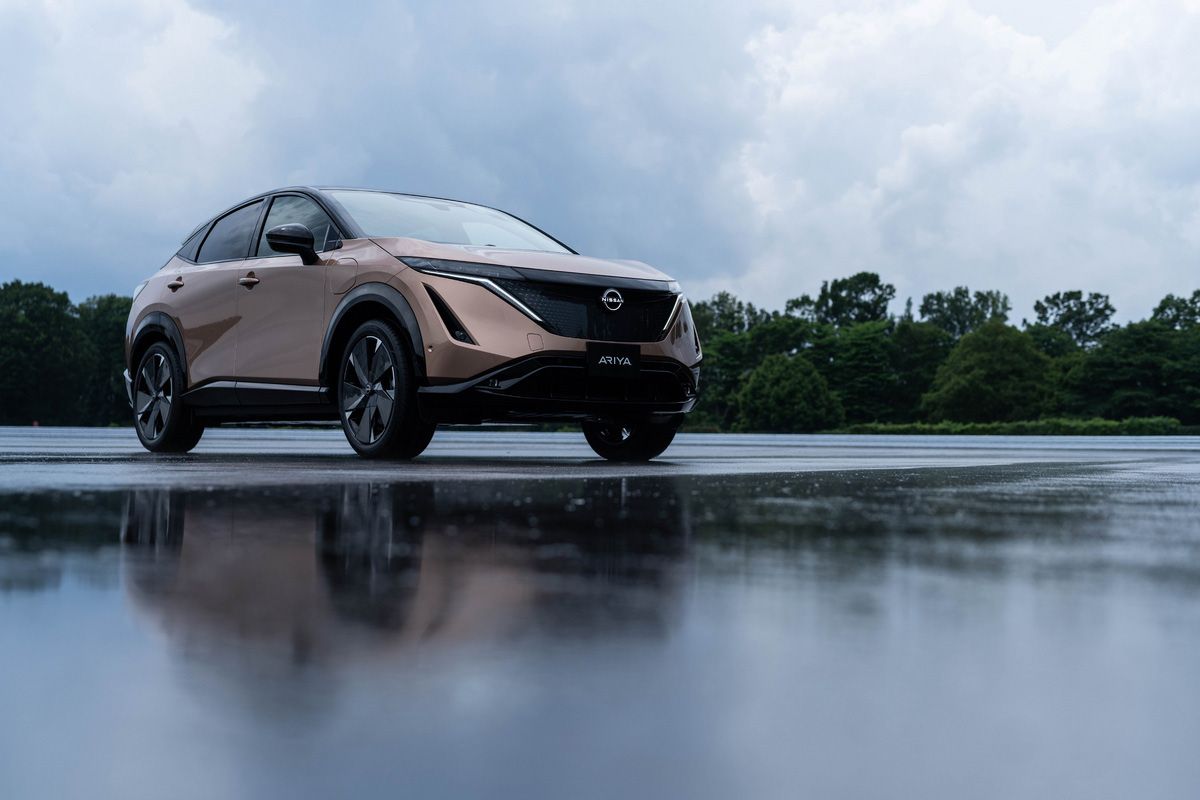 日産アリア