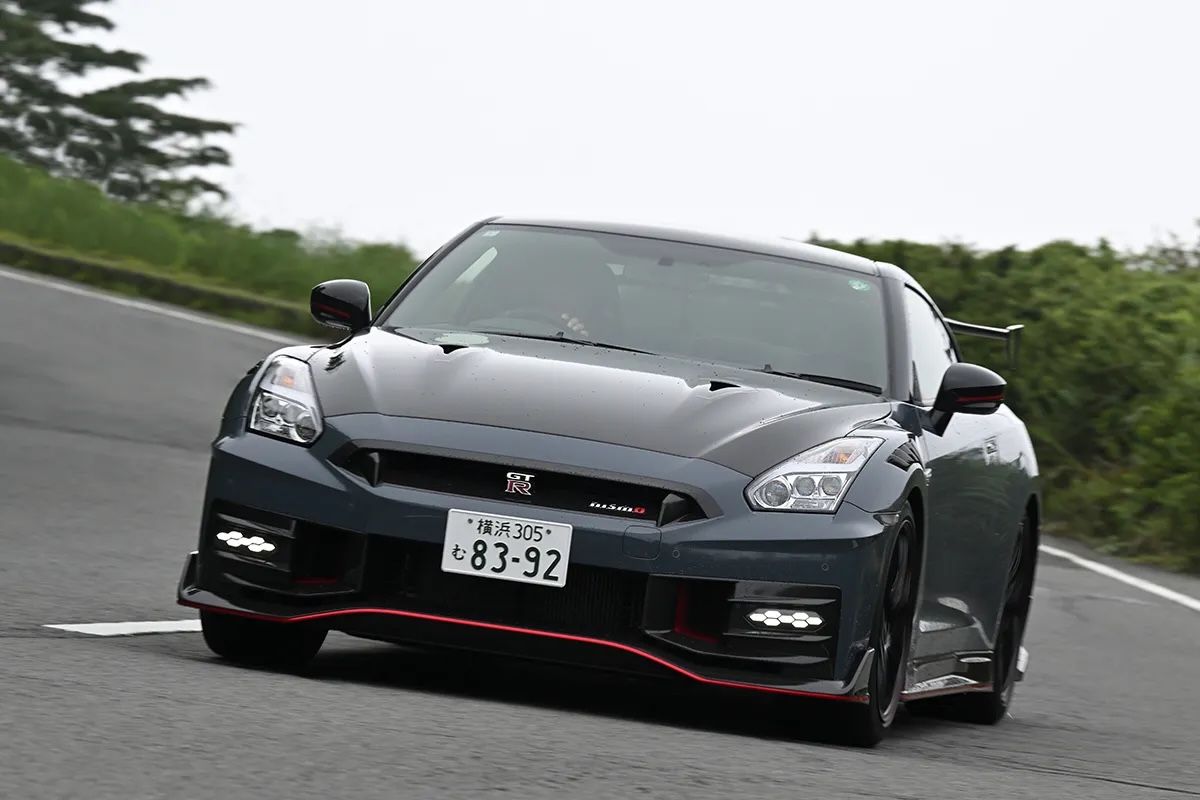 13位 日産GT-R