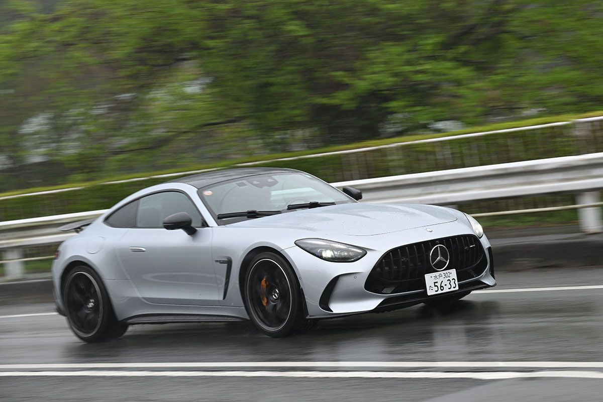 6位 メルセデスAMG GTクーペ