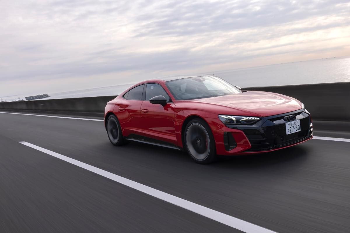16位 アウディe-tron GT／RS e-tron GT