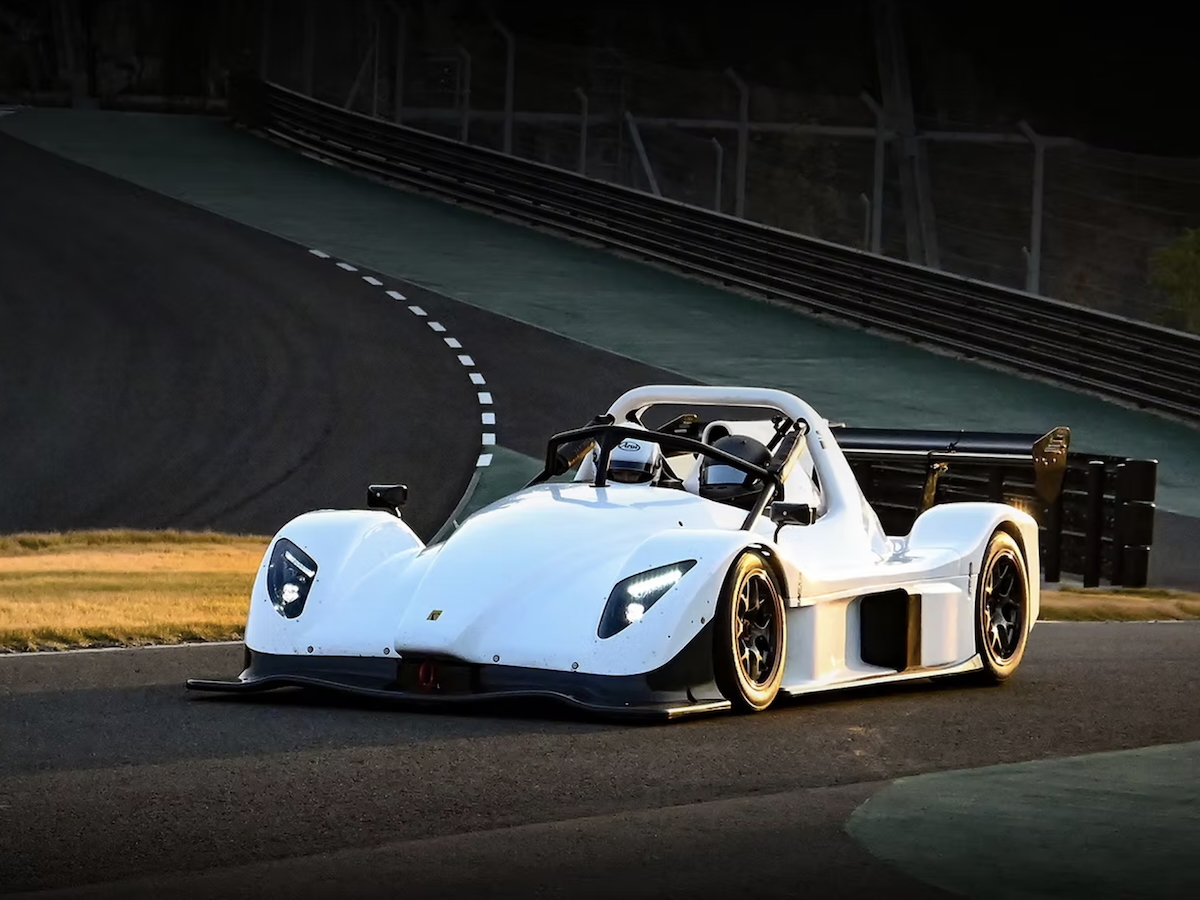 英「ラディカル」が日本へ再上陸！ 世界最量販のレーシング・カー「SR3