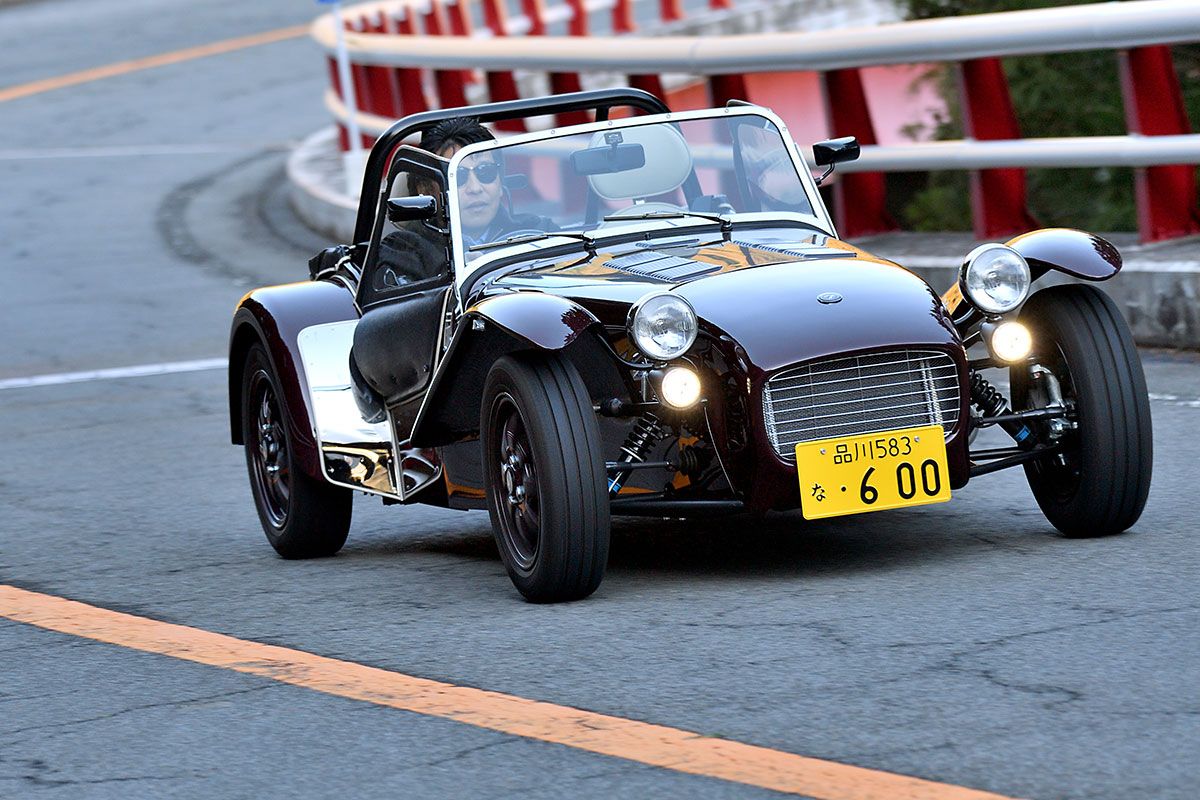 2位 ケータハム・セブン