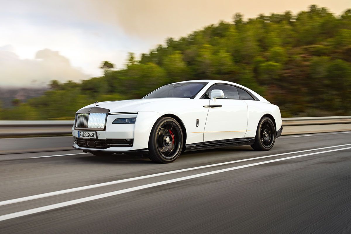 4位 ロールス・ロイス・スペクター