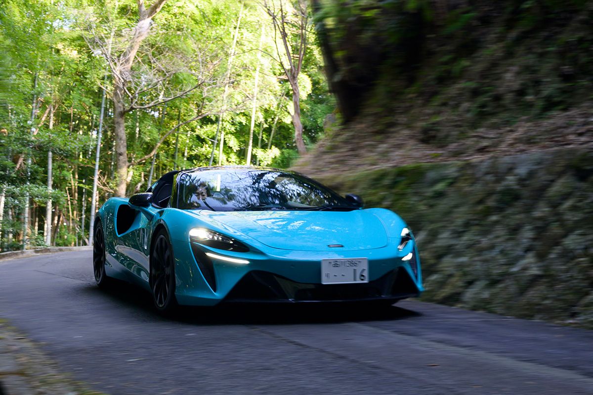 13位 マクラーレン・アルトゥーラ