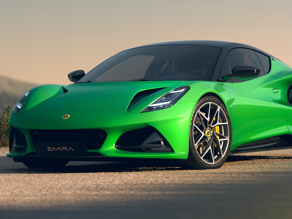 2026年モデルが登場したエミーラ さらなる改良を続けロータスを代表