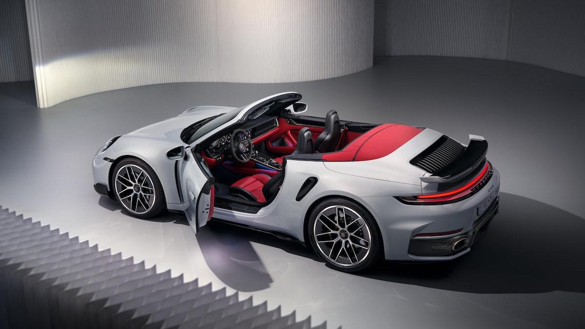 ポルシェ　911ツインターボ ツインターボ』のポルシェ911 GT3 RSは800馬力で、音が違う