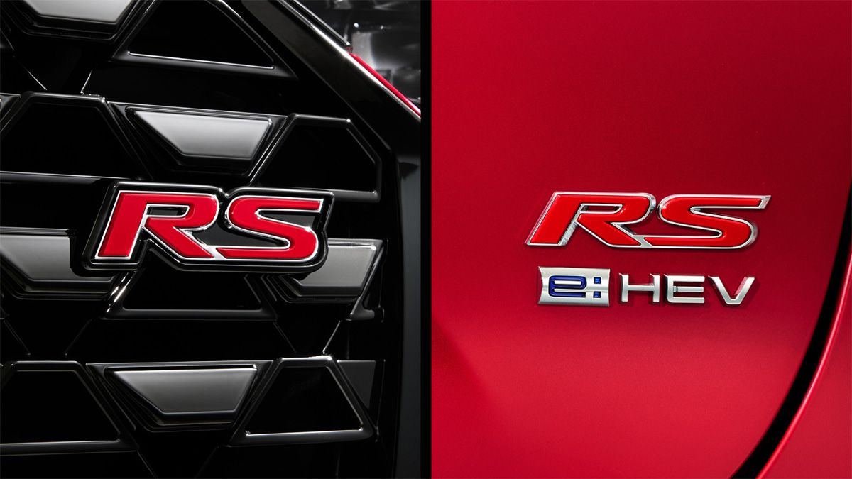 ヴェゼル e:HEV RS（RSエンブレム）