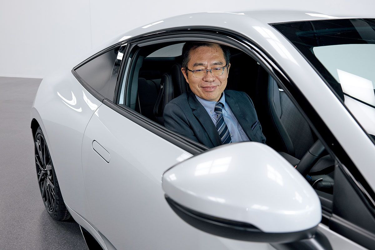 「運転席からドア・ミラーに映るリア・フェンダーを見るのが好きです」と山上智行さん