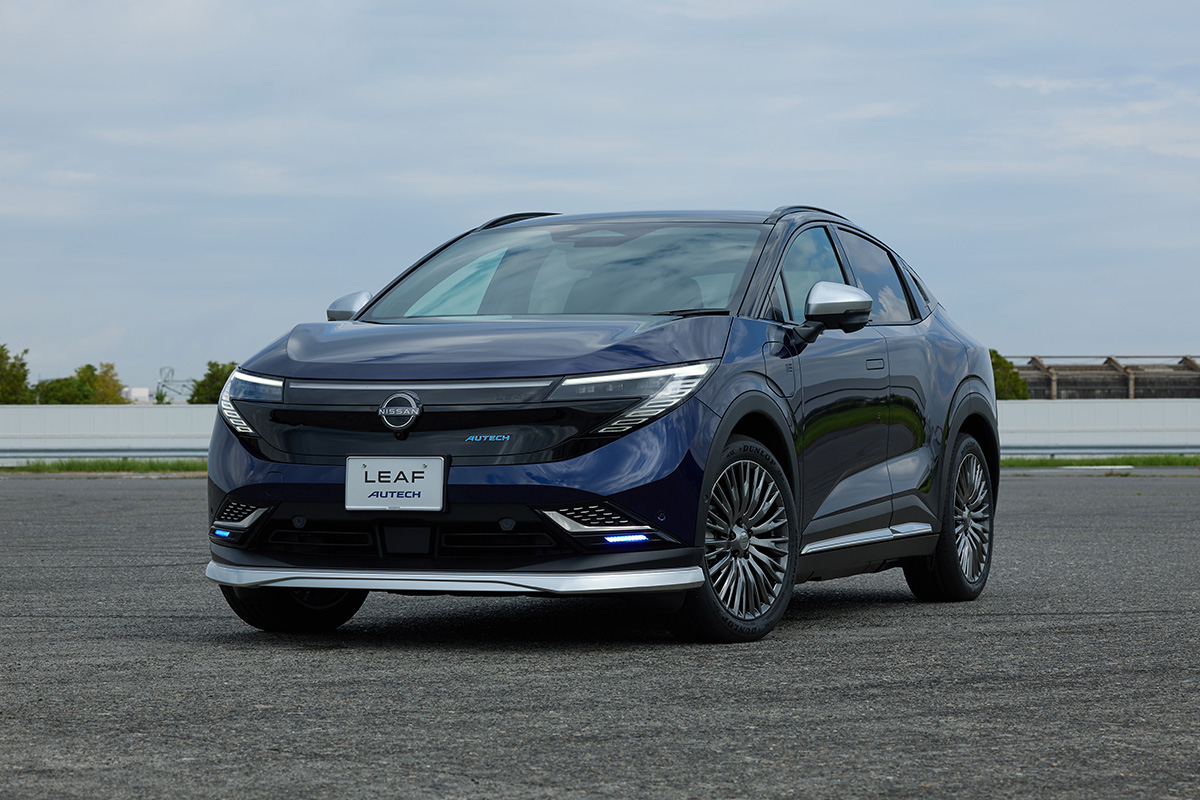 湘南の海を感じさせるブルーがおしゃれ！3代目日産リーフ「AUTECH