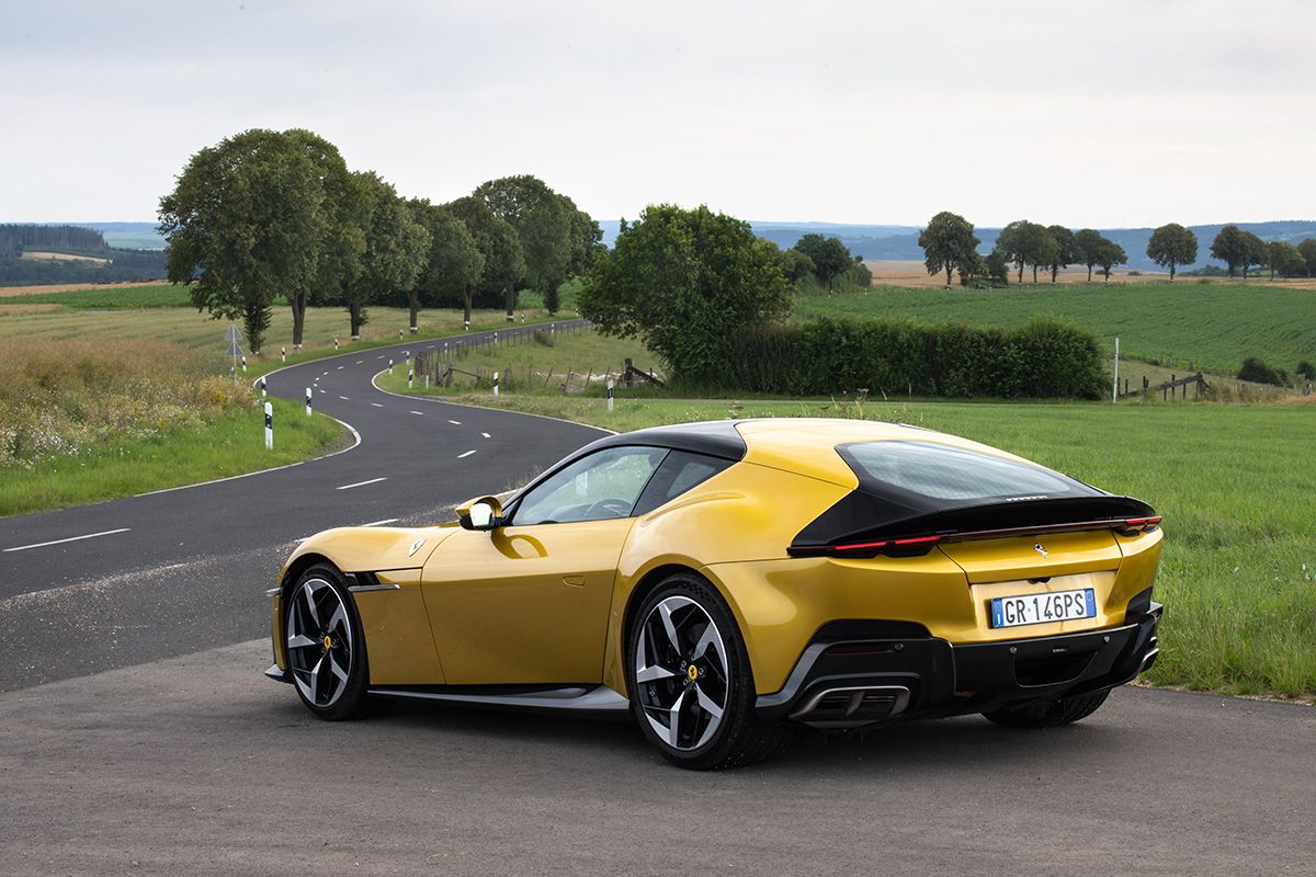 2位 フェラーリ12チリンドリ（スパイダー含む）