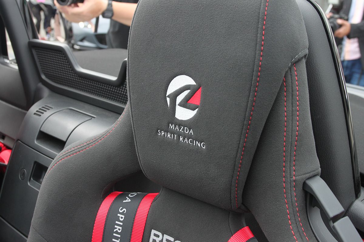 MAZDA SPIRIT RACING ROADSTER 12R