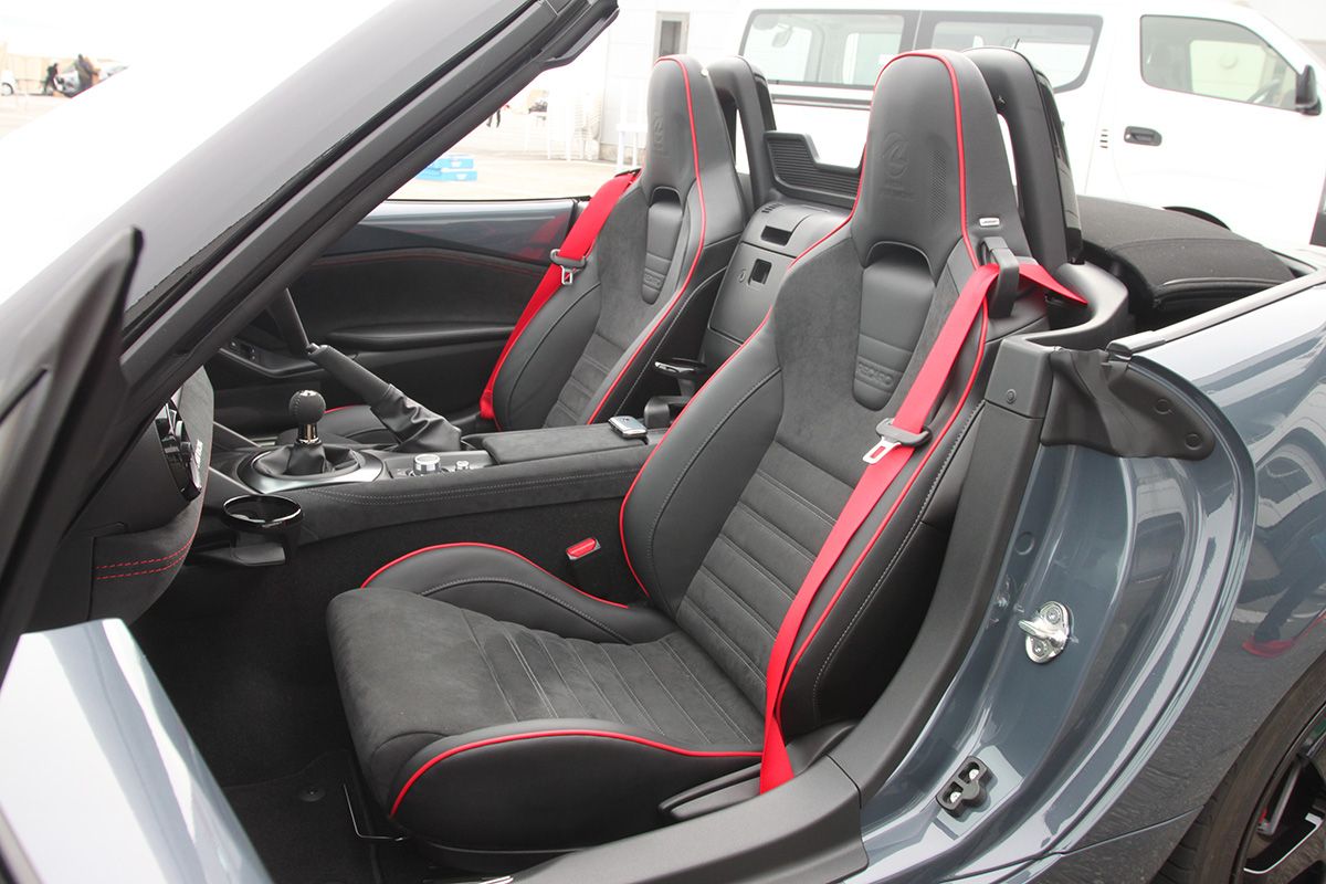 MAZDA SPIRIT RACING ROADSTER
