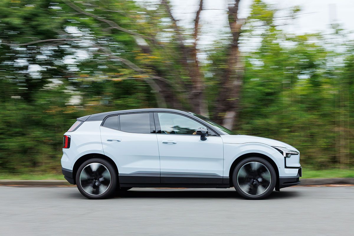 EX30は当初1モーター仕様のみだったが、クロスカントリー上陸に合わせ計5車種に。