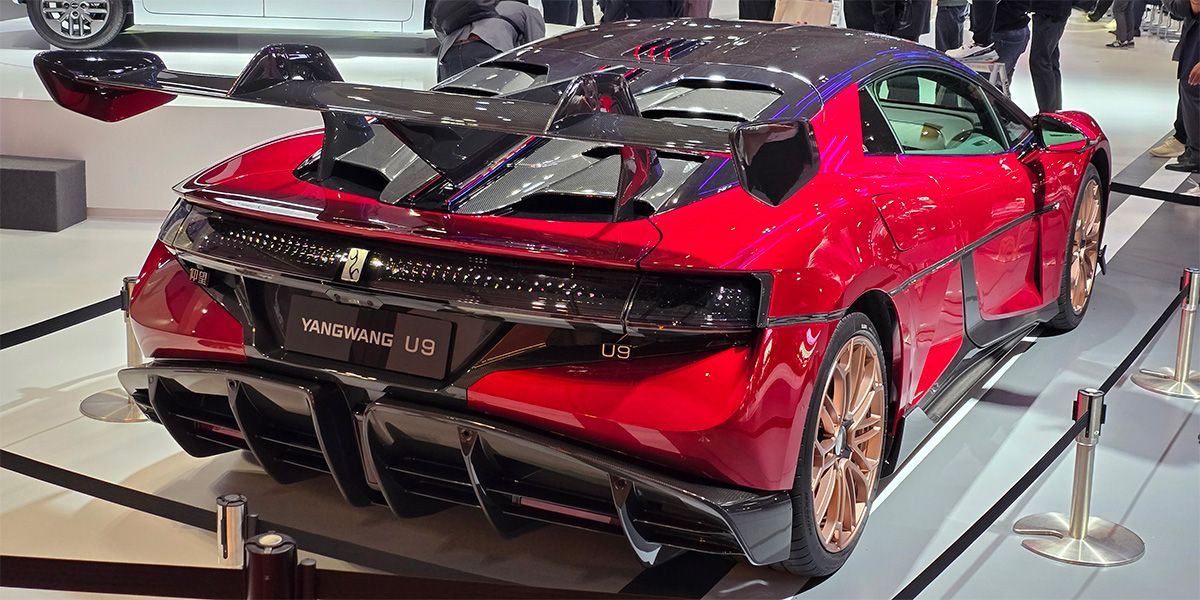 BYDのハイエンドブランド「仰望(ヤンワン)」の高性能BEV「YANGWANG(ヤンワン)U9」
