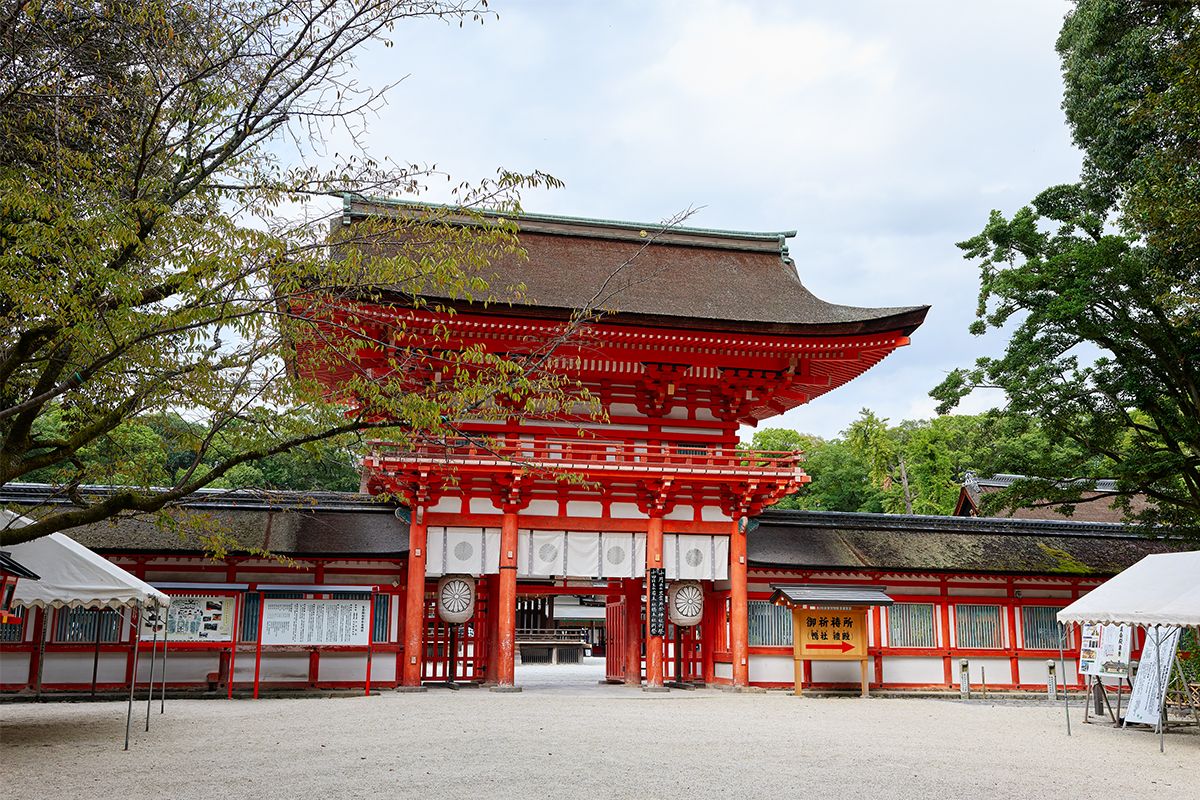 古代の京都を開いた下賀茂建角身命を祀る下鴨神社。その食事を供する役を担い続けている。