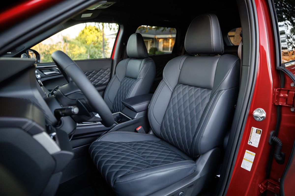 日産「ローグ・プラグインハイブリッド」