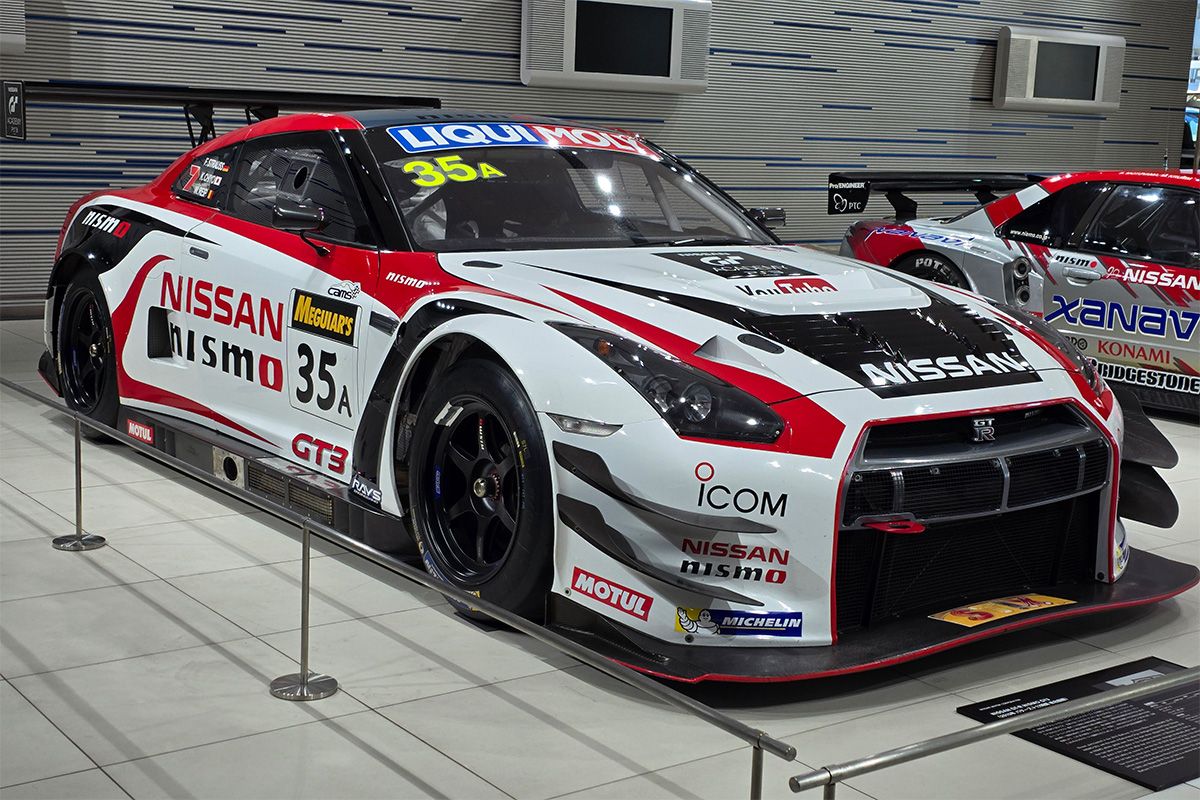 NISSAN GT-R NISMO GT3 2015年 バサースト12時間 総合優勝車 R35型